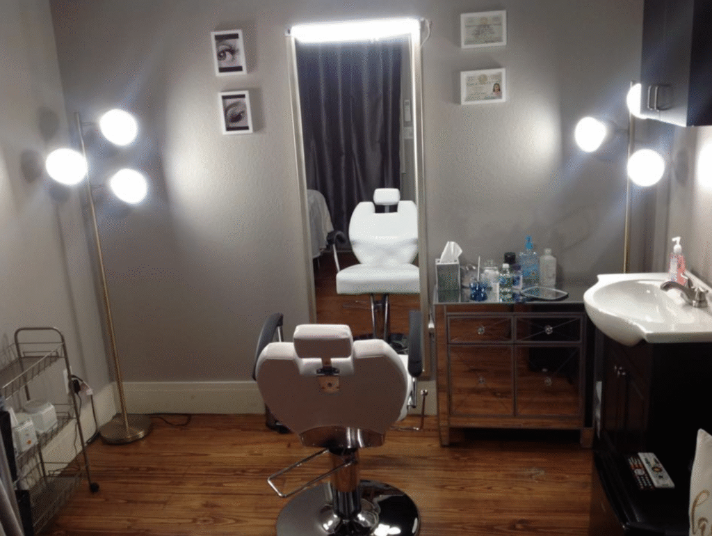 Salon Studio for Rent