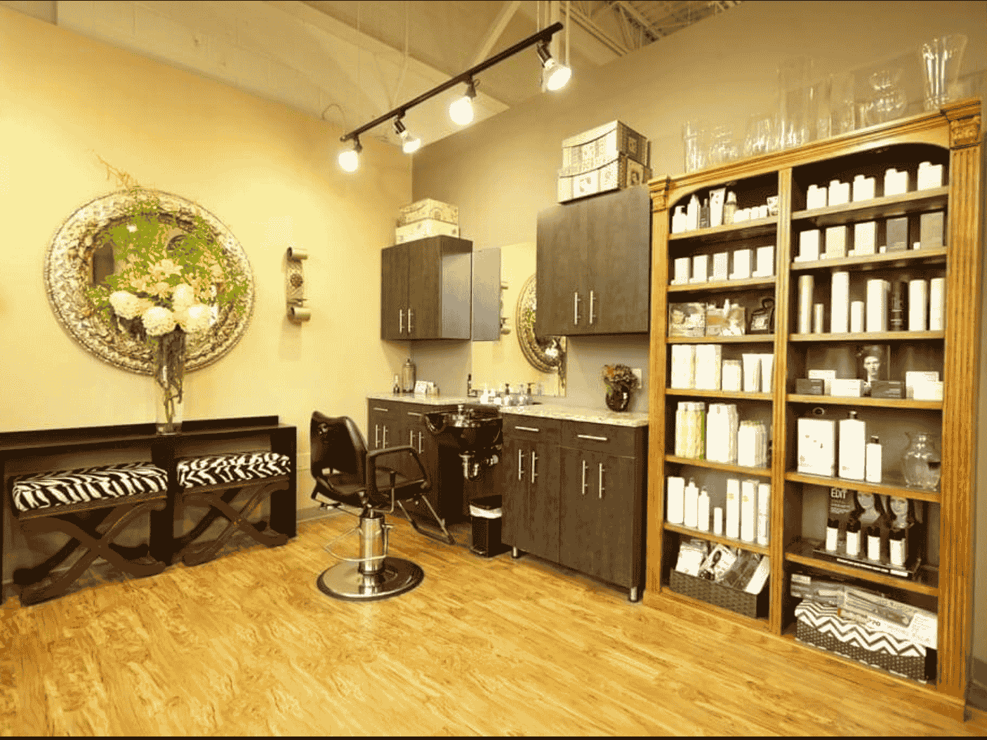Salon Suite Rental